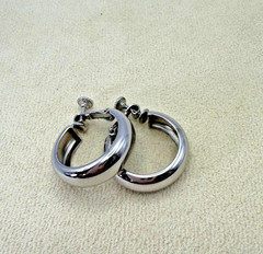 Vintage Classic Napier Chunky Hoop Clip On Earrings Polished Silver Tone
