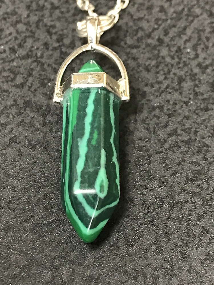 Green Malachite Hexagon Point Charm Tibetan Silver 18″ Necklace
