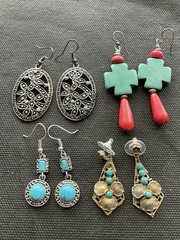 Lot Of 4 Pairs Southwestern-style Vintage Dangle Pierced Earrings Estate Jewelry
