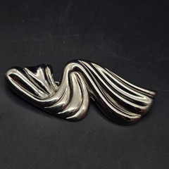 Silver Tone Wave Wavey Brooch Ribbon Vintage 1990s Jewelry