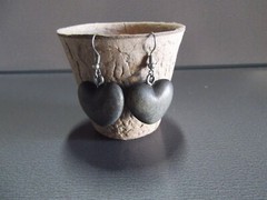 1 Pair Old .75″in Dangler Wood Hearts grayish Black