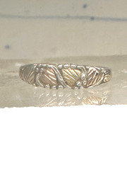 Black Hills Gold ring slender leaves wedding band size 5 sterling silver women