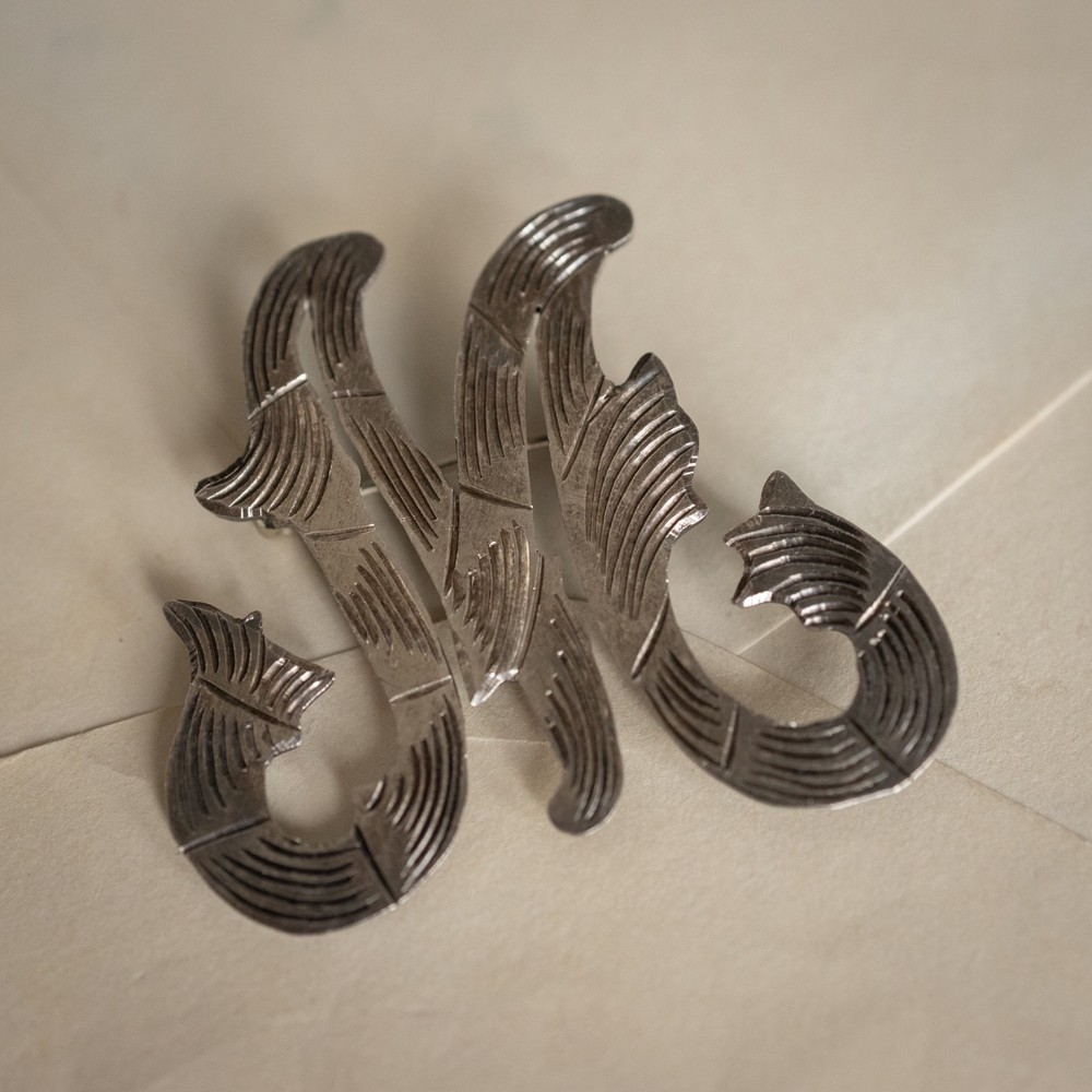 Vintage Mexican Sterling Silver Tencha Large Script M Pin Brooch 11g