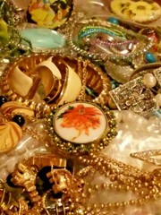 Vintage Estate Costume Jewelry Lots Wear Repair Craft 7-pc