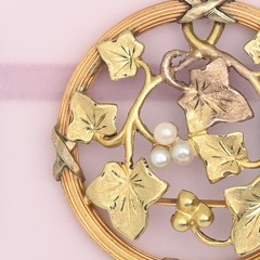 Antique Edwardian French Ivy & Berry Gold Plate Pearl Pendant