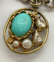 VTG Etruscan Style Faux Pearl Turquoise Gold-tone chunky charm fob bracelet 7″