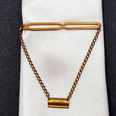 Retro Brass Open Metal Slide Bar with Draping Chain Plaque Vtg Tie Clip Clasp