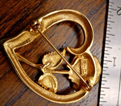 VINTAGE ESTATE, Signed RDC Golden Heart Rose Brooch Pin (I)