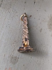 Sterling Silver Vintage Kinney “John Hancock Center” Pendant Loop 6+ Grams