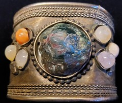 Vtg Large Silver-tone Cuff Bracelet With Large Semi-precious Stones 2″ Wide…