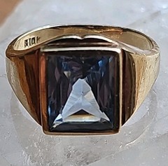 10K Gold Large Natural Blue Topaz 3.6 Gram Ring 10X8X5mm Stone