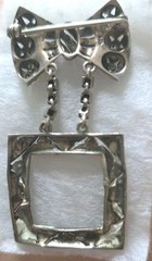935 FINE Silver Faceted Marcasite Bow & Frame Brooch Pin 10.4 gr Signed Hematite