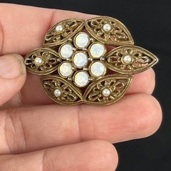 Vintage 1970’s Sarah Coventry Victoria Filigree Antique Gold Tone Pin Brooch