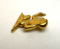 VTG 1976 MMA Metropolitan Museum Of Art Egyptian Revival Small Gold Pendant