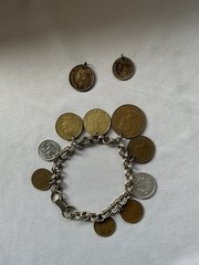 Vintage 1950s World Coin Charm Bracelet – Double Curb Link – Peery Estate