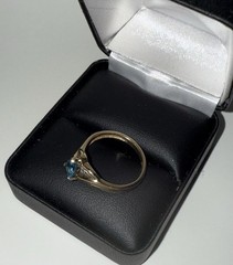 10KT Gold Cut Aqua Blue Topaz + Diamond Accent Ring Size 6 2.6g