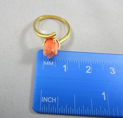 Vintage Gold Tone Solitary Carved Pink Coral ? Flower Fashion Sz 4.25 Ring 1100