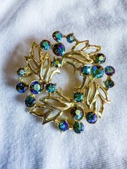 Golden Tone Brooch With Peacock Blue & Green Rhinestones- Floral Circle Sparkle