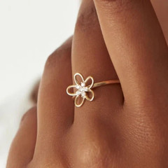 0.24TCW Round Cut White Moissanite Flower Shaped Wedding Ring 10K Yellow Gold FN