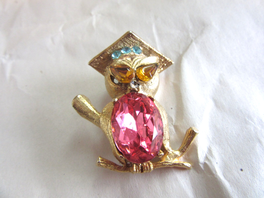 Vintage gold tone Wise Owl rhinestone pin