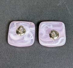 Women’s Vintage 80s Lilac Purple Swirl Lucite Modernist Ridged Post Earrings