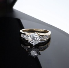 1.00ct F SI2 & Princess Cut Diamond Set 18k Yellow Gold Ring Size K.5 Val$16800