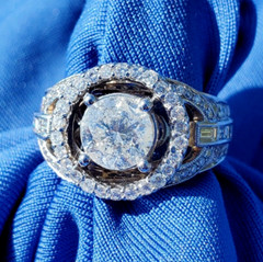 Original EARTH MINED DIAMOND Engagement Ring Vintage SOLID 18K GOLD Solitaire