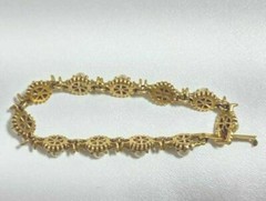 Victorian Style Crown Set Lovely Pearl Bracelet Lock Clasp