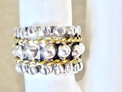 VINTAGE 925 STERLING SILVER HALLMARKED B SILVER AND GOLD BAND SIZE 5 RING