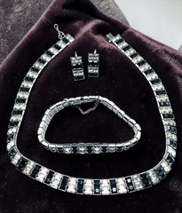 Vtg Art Deco Rhinestone Rhodium Plated Necklace Bracelet Earrings Set