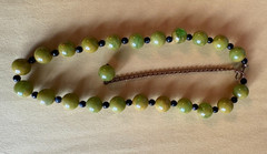 Antique 1930s 1940s Bakelite Beaded Necklace in Olive Green w/Black Beads