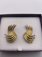 Vintage Monet Gold Tone Haystack Clip On Earrings Etsy – Australia E2