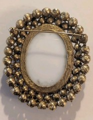 🤍🖤 Vintage Black & White Cameo Brooch — Jet Rhinestones & Faux Pearls