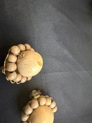 Vintage Marvella Wood Bead Cluster Dome Clip On Earrings Signed 1.25 Inch