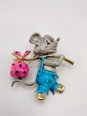 Vintage Lind Gal LG Enamel Mouse Brooch Gold Tone Running Away