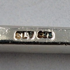 Vtg Sadye L Vassil 925 Sterling Silver 3 Gemstone Bar Pendant 16-18″ Necklace