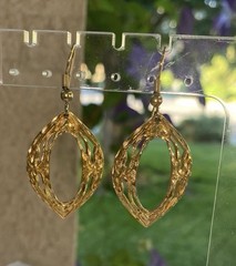 Vintage 1970s Gold Tone Marquise Shape Drop Earrings With Open Center