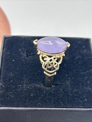 Vtg IWI 10K Yellow Gold Marquise Cut Lavender Jade Ring size 8.5