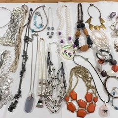 Costume Jewelry Lot – All Wearable – 2.77lbs / As Pictured