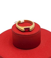 Vtg Sz 9 Ring Sm Red Cubic Zirconia 18KGE Stackable Fashion Jewelry StyS3