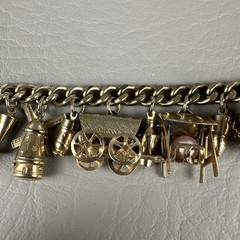 Vintage Charm Bracelet Windmill Well Cart Gold Tone Dutch Theme 7.5″