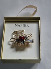Vtg Napier Crystal ‘Peace’ with Holly Brooch in Box