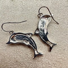 VTG Alpaca Mexico Silver Tone Dolphin Drop Dangle Earrings Inlaid Abalone Shell