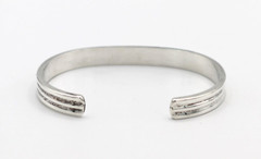 Vintage Modernist IC Handwrought Sterling Silver 925 Ribbed Cuff Bangle Bracelet
