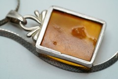 Vintage Sterling Silver Amber Pendant 45mm x 24mm Necklace 24″ x 3mm JB49