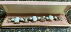 Vintage Juliana DeLizza & Elster D&E 5 Link Bracelet Unsigned White Milk Glass