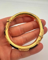 Antique Chinese 24K Yellow Gold Black Gem 8mm 6.5″ Hinged Bracelet Bangle 26.9g