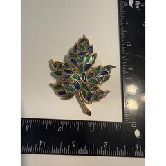 Vintage Crown Trifari Gold Tone Blue Green Modern Mosaic Maple Leaf Brooch Pin