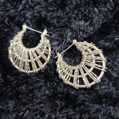 Vintage Silver T Wire Wrapped 1.25″ Pierced Hoop Earrings