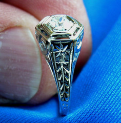 Original EARTH MINED DIAMOND Deco Engagement Ring Antique Belais Solitaire 18K
